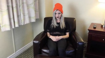 Hypnosis On Display – Alexis Hypnotized – Second Visit